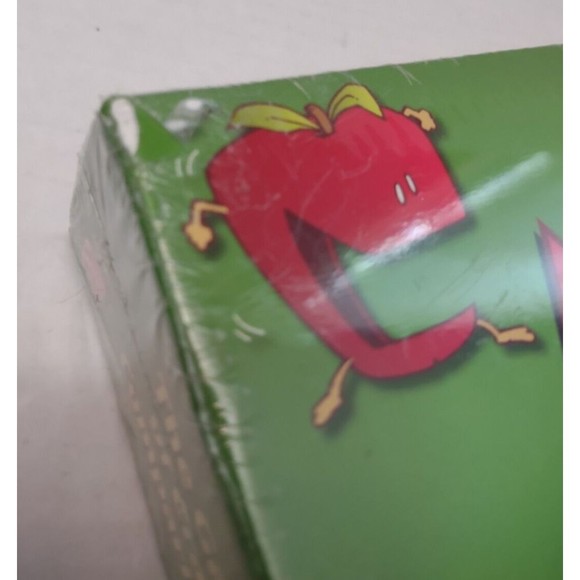 Mattel Apples to Apples Junior Game for Kids 4-10 Players NEW SEALED NIB - Picture 7 of 8